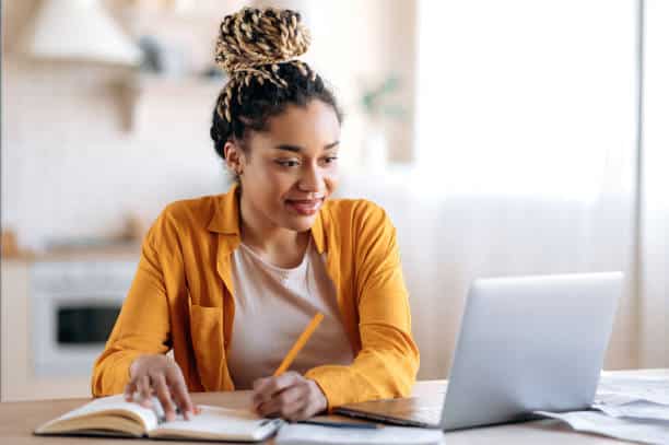 Renouvellement titre de séjour étudiant